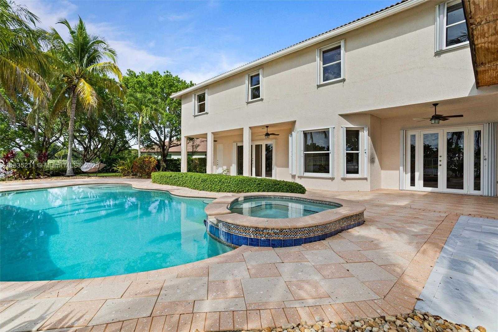 Small Image of 926 MARINA DR #926, Weston Number 45