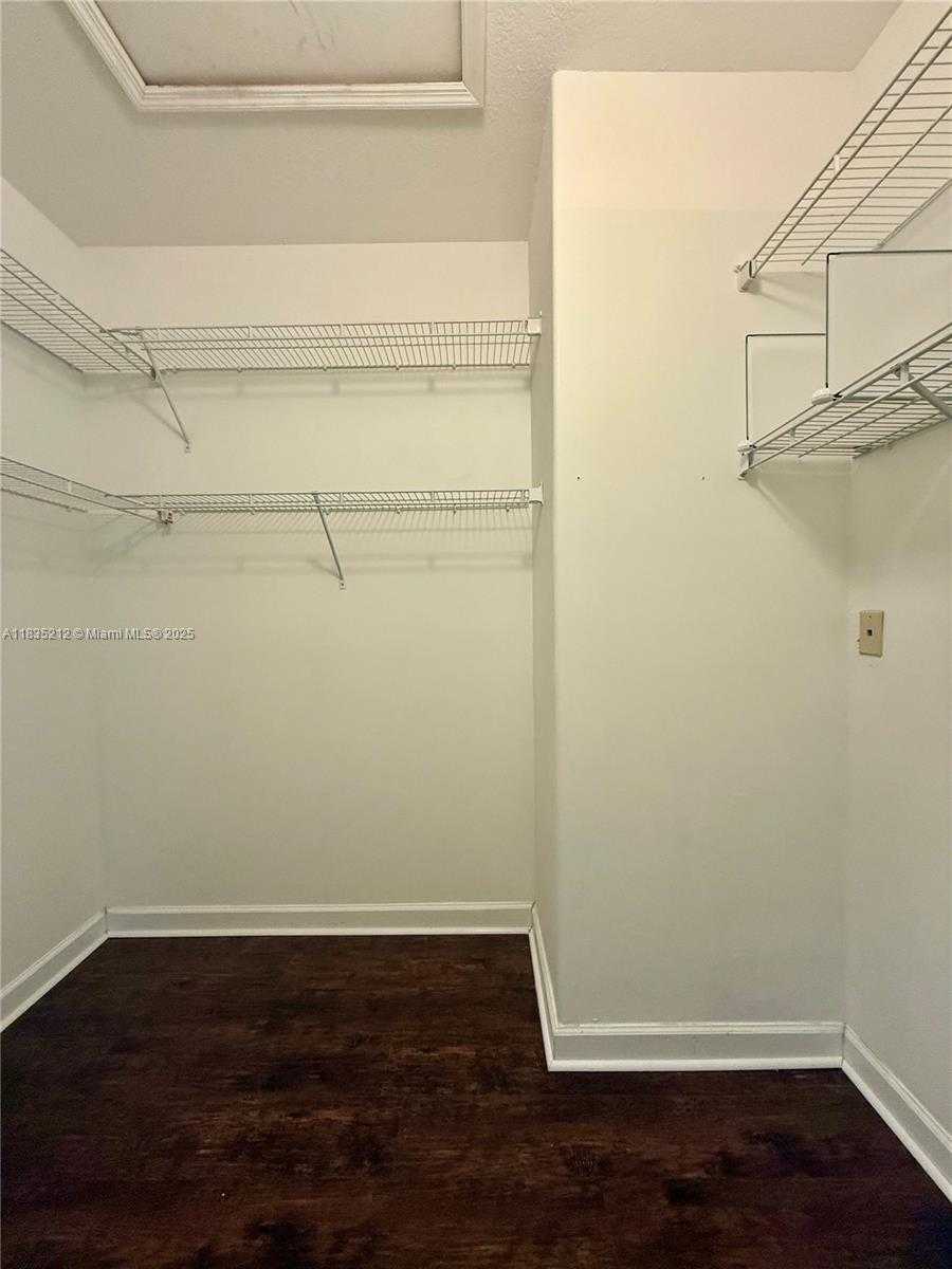 Small Image of 14047 SOUTH WEST 155TH ST, Miami Number 15