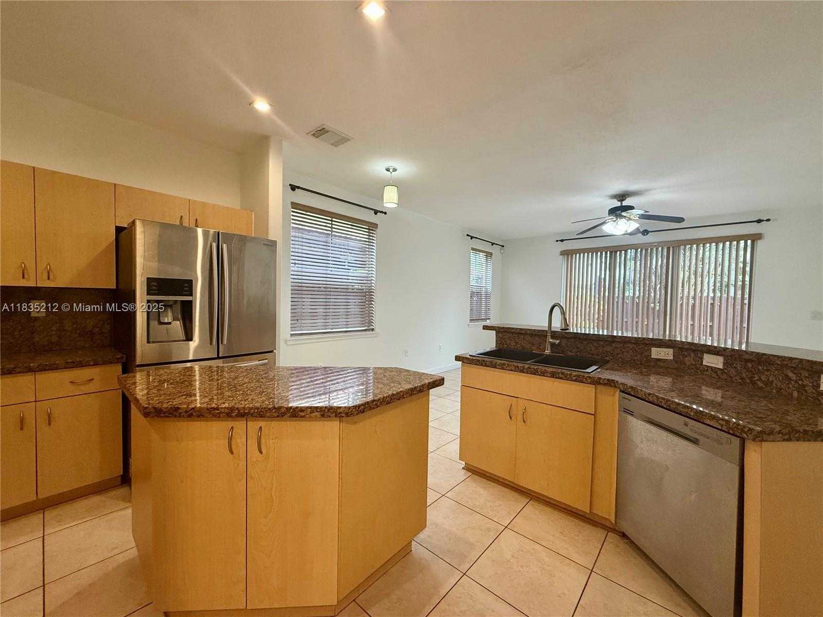 Small Image of 14047 SOUTH WEST 155TH ST, Miami Number 8