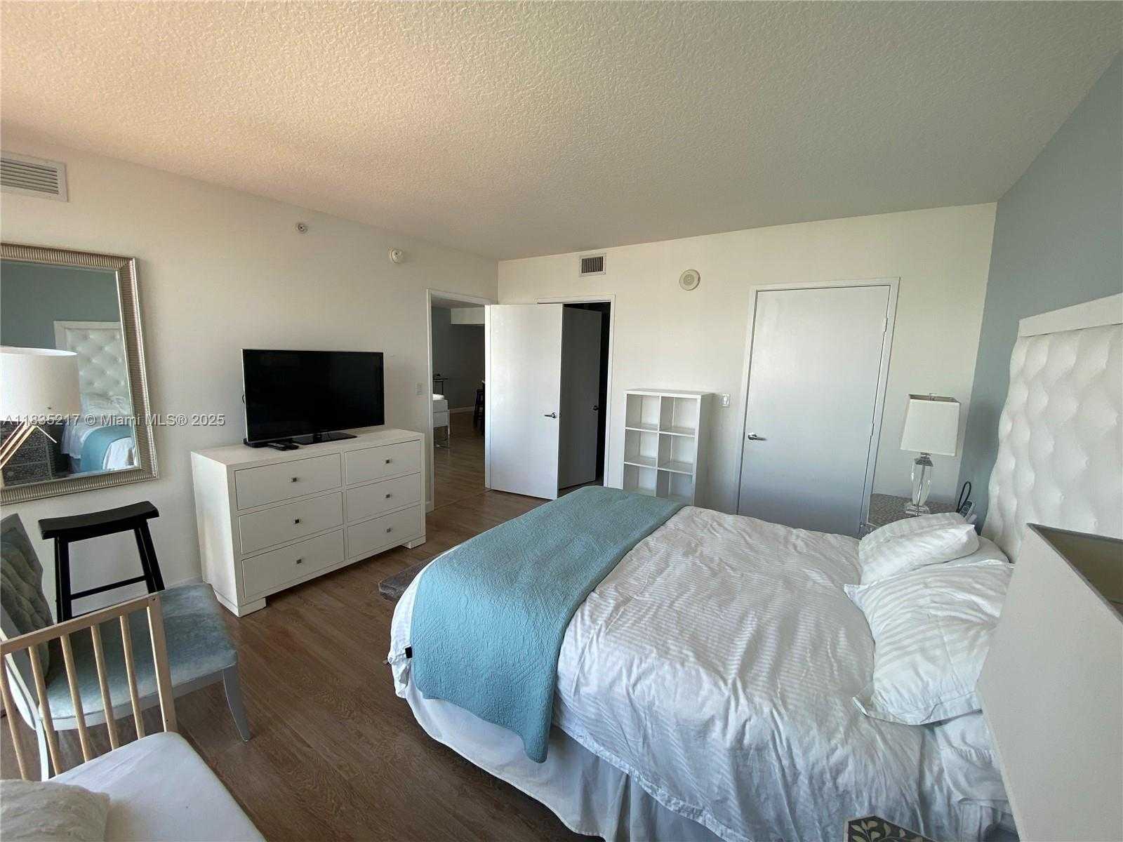 Small Image of 150 SUNNY ISLES BLVD #1-1103, Sunny Isles Beach Number 12