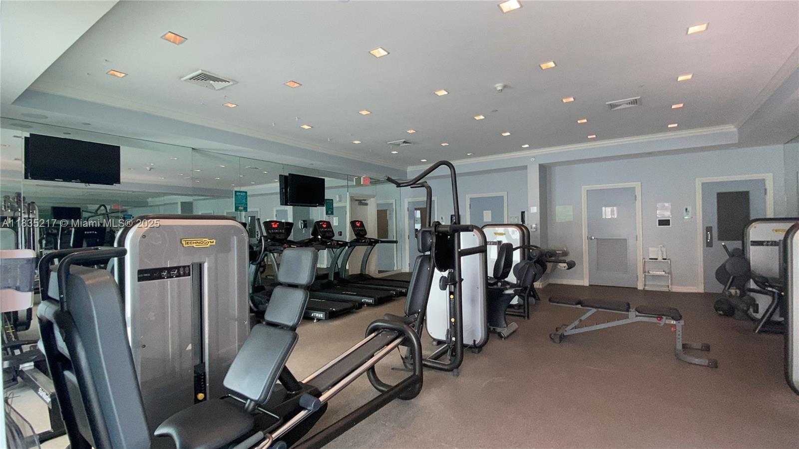 Small Image of 150 SUNNY ISLES BLVD #1-1103, Sunny Isles Beach Number 4