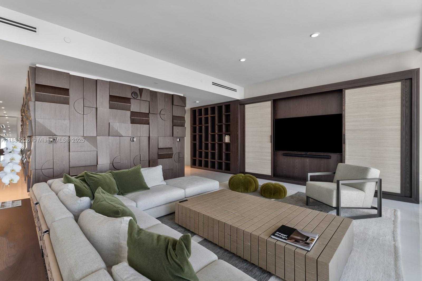 Small Image of 300 BISCAYNE BLVD WAY #3302, Miami Number 11