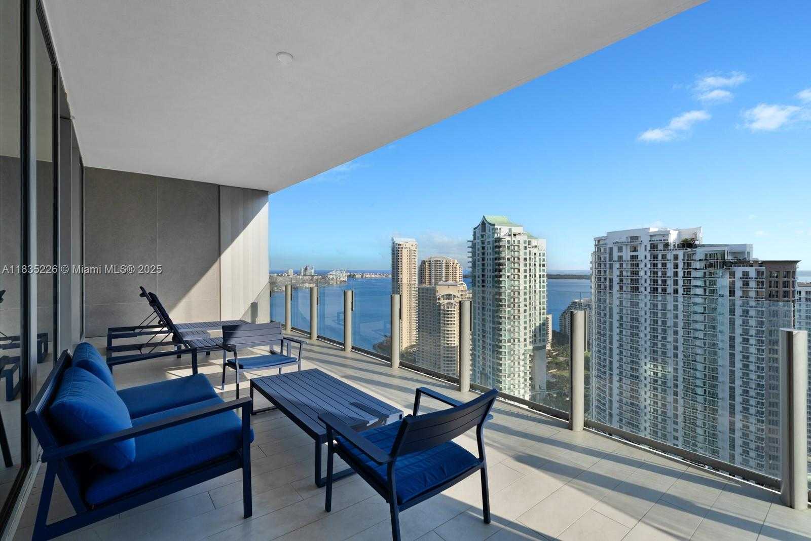 Small Image of 300 BISCAYNE BLVD WAY #3302, Miami Number 13