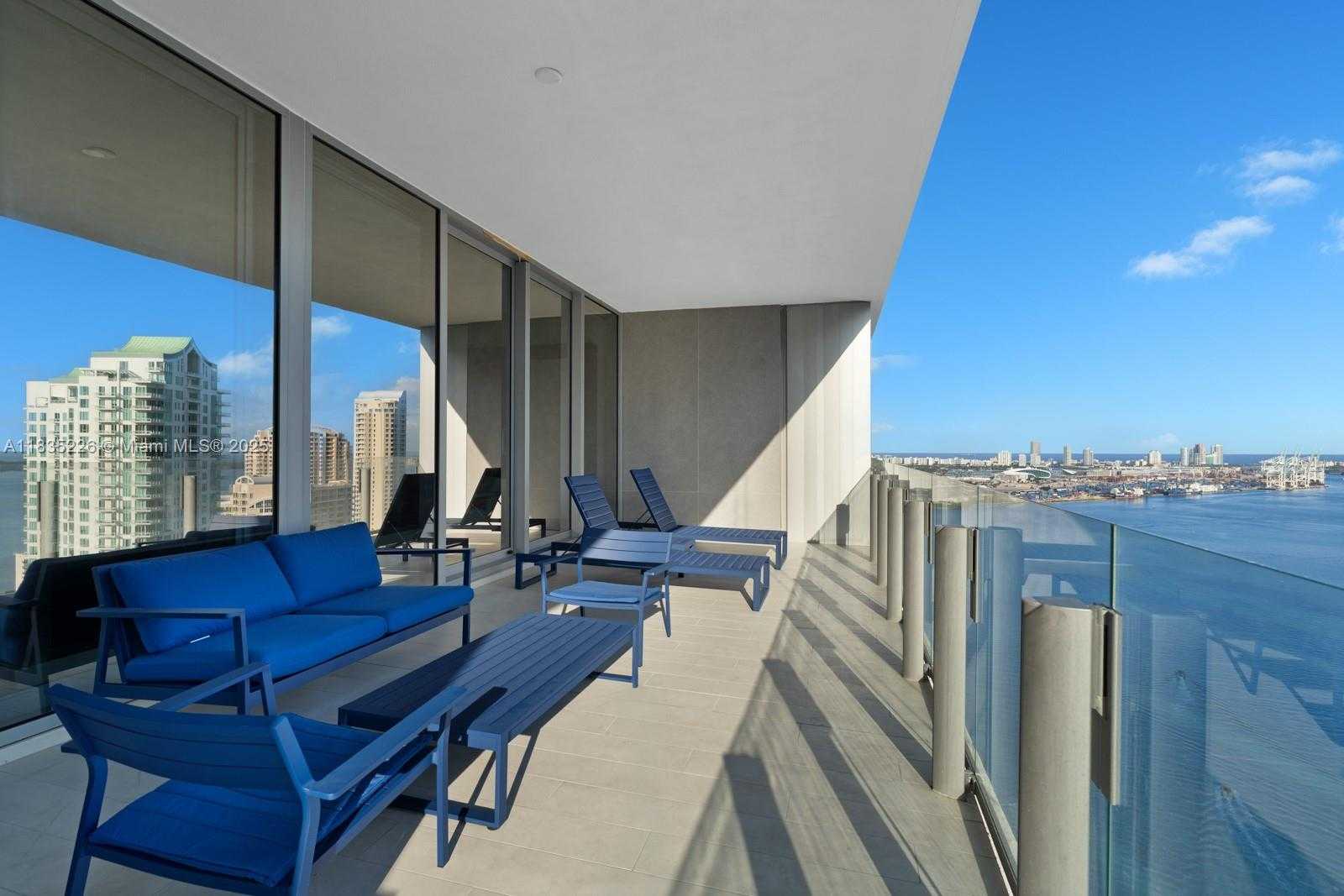 Small Image of 300 BISCAYNE BLVD WAY #3302, Miami Number 2