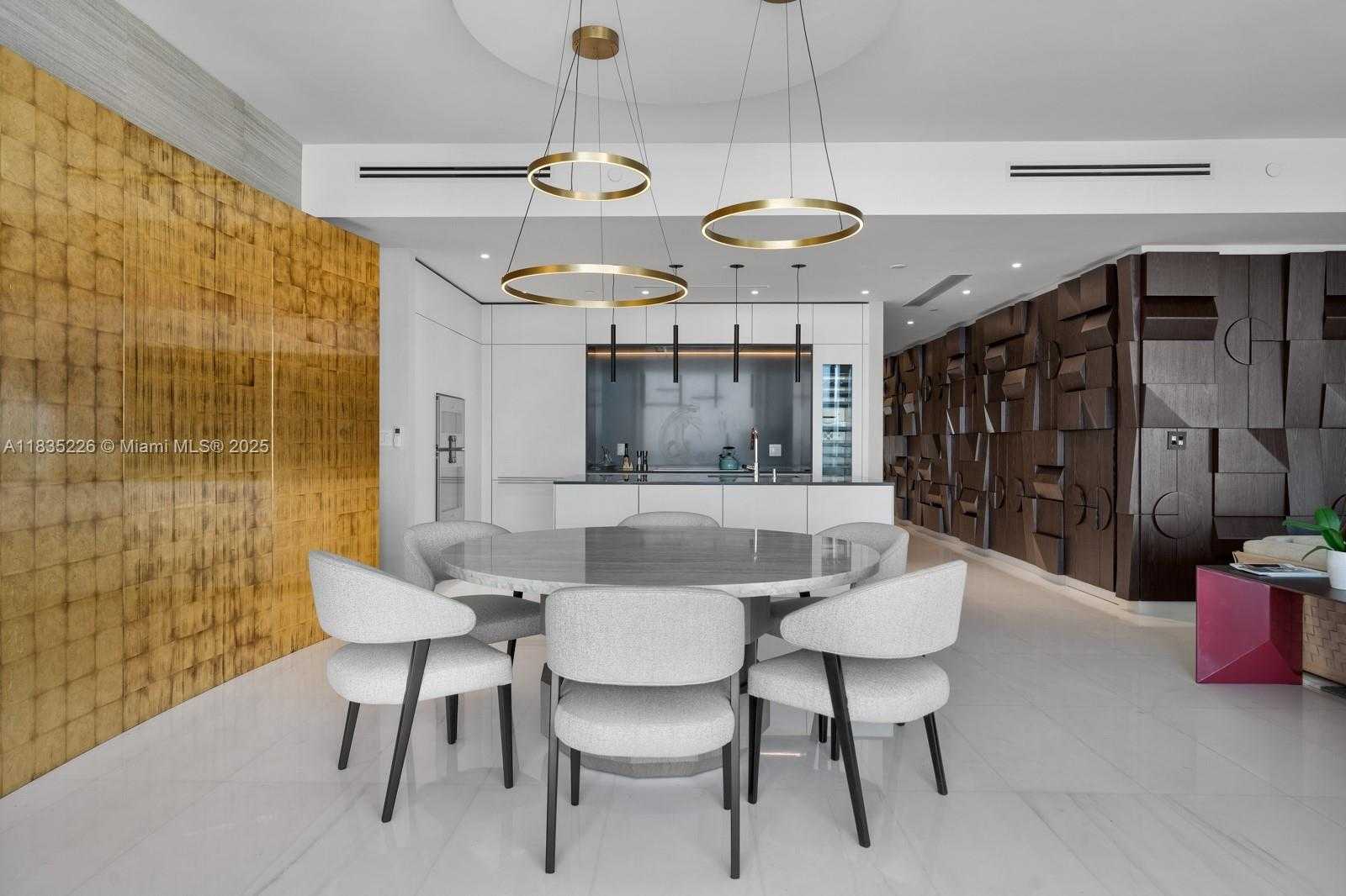 Small Image of 300 BISCAYNE BLVD WAY #3302, Miami Number 20