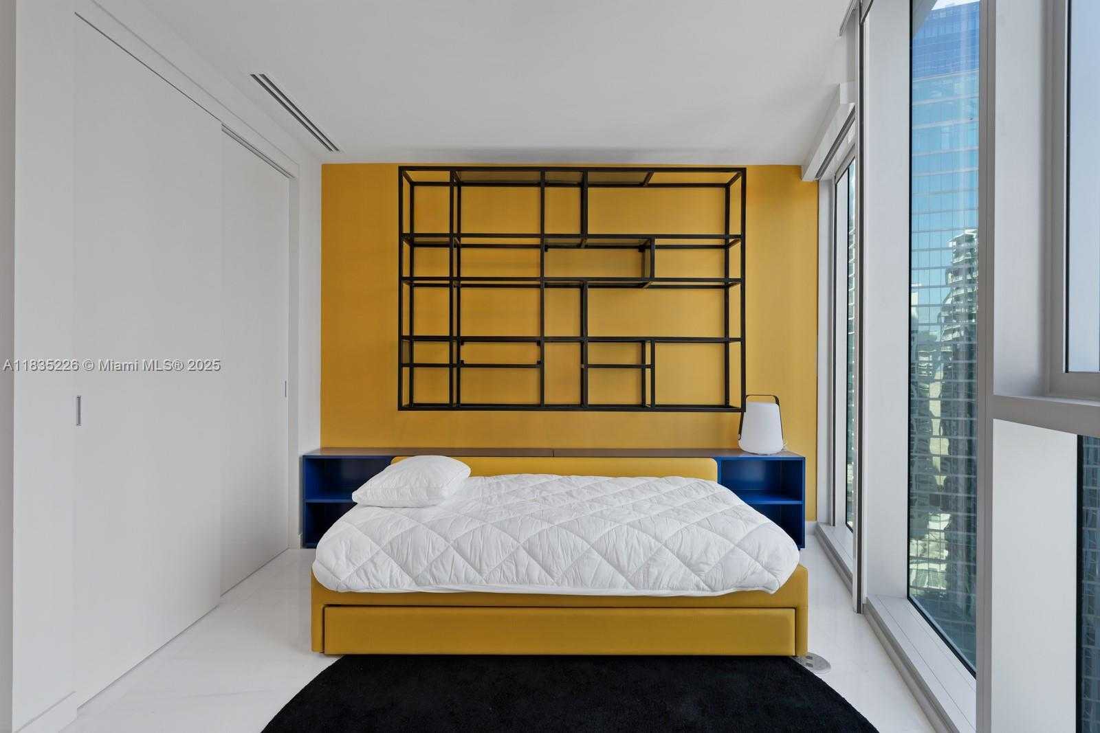 Small Image of 300 BISCAYNE BLVD WAY #3302, Miami Number 31