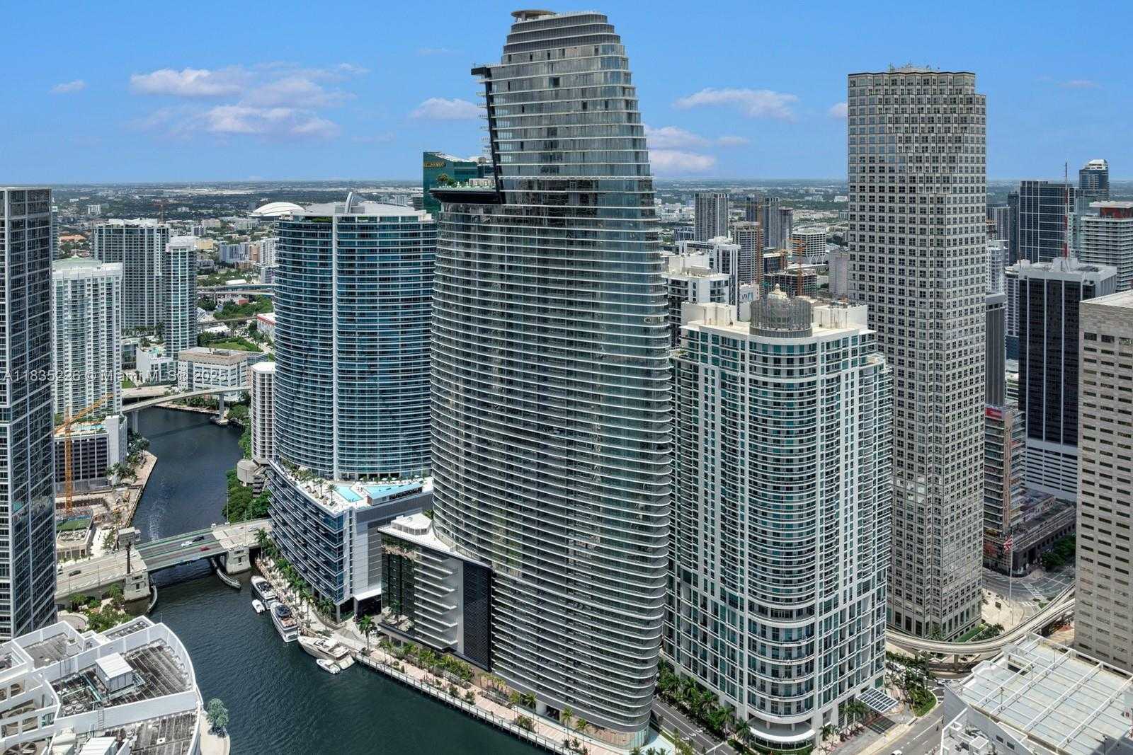 Small Image of 300 BISCAYNE BLVD WAY #3302, Miami Number 43