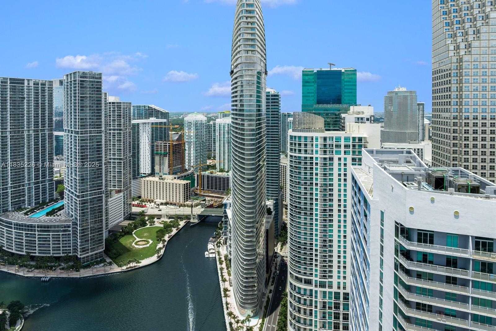 Small Image of 300 BISCAYNE BLVD WAY #3302, Miami Number 44