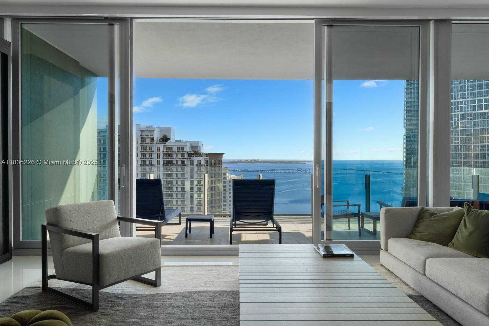 Small Image of 300 BISCAYNE BLVD WAY #3302, Miami Number 8