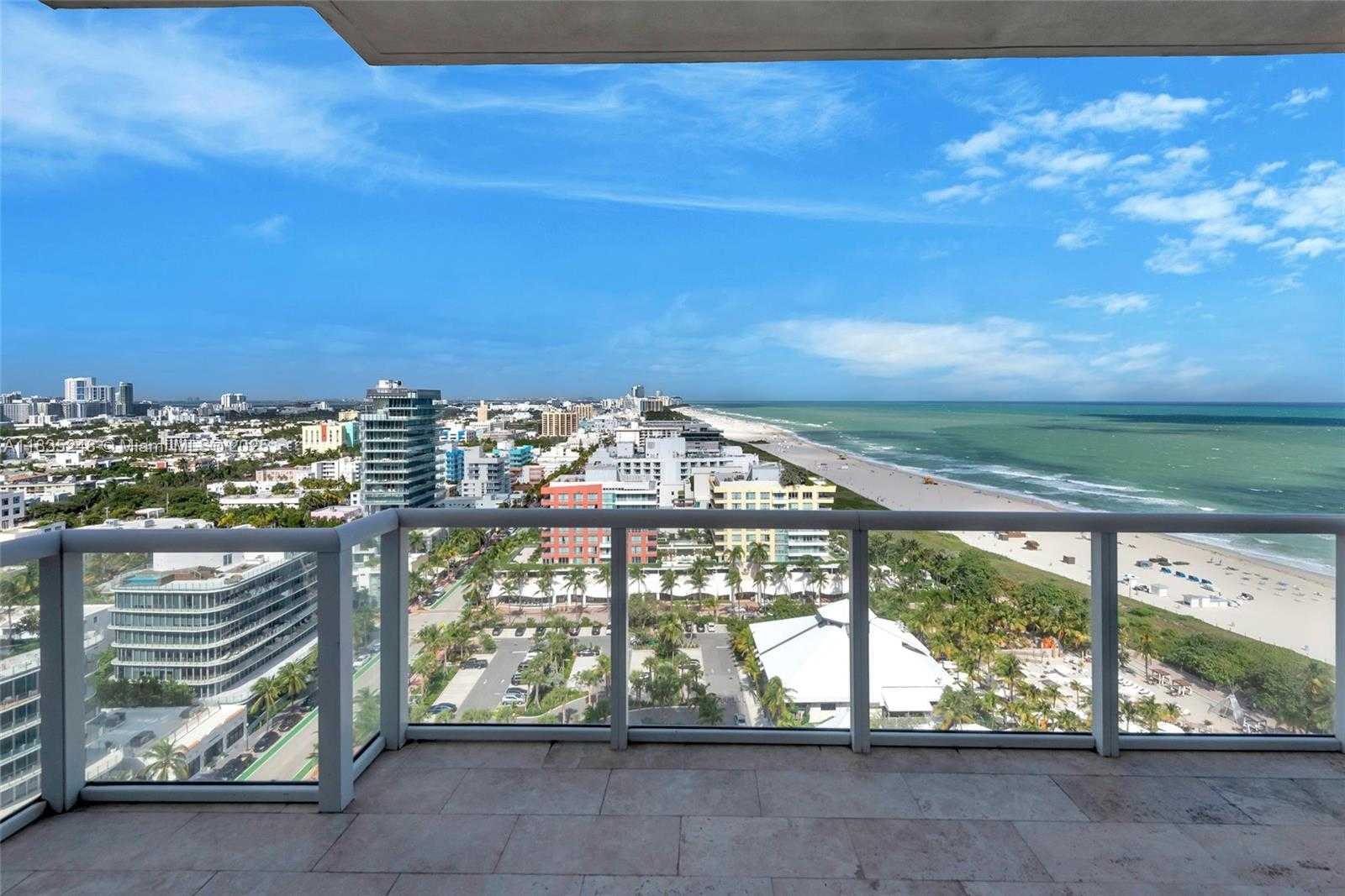 Small Image of 50 SOUTH POINTE DR #2007, Miami Beach Number 5
