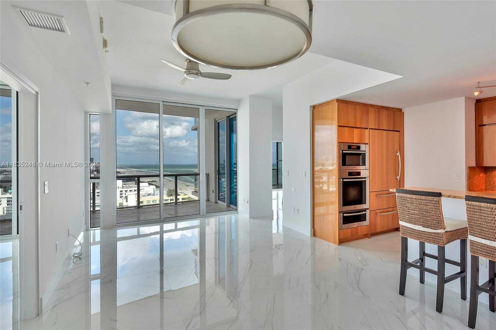 Small Image of 50 SOUTH POINTE DR #2007, Miami Beach Number 7