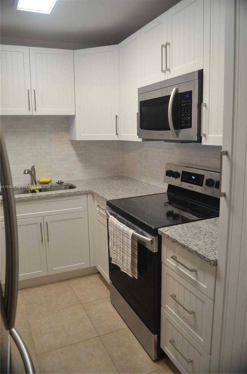 Small Image of 9301 SOUTH WEST 92ND AVE #208C, Miami Number 13