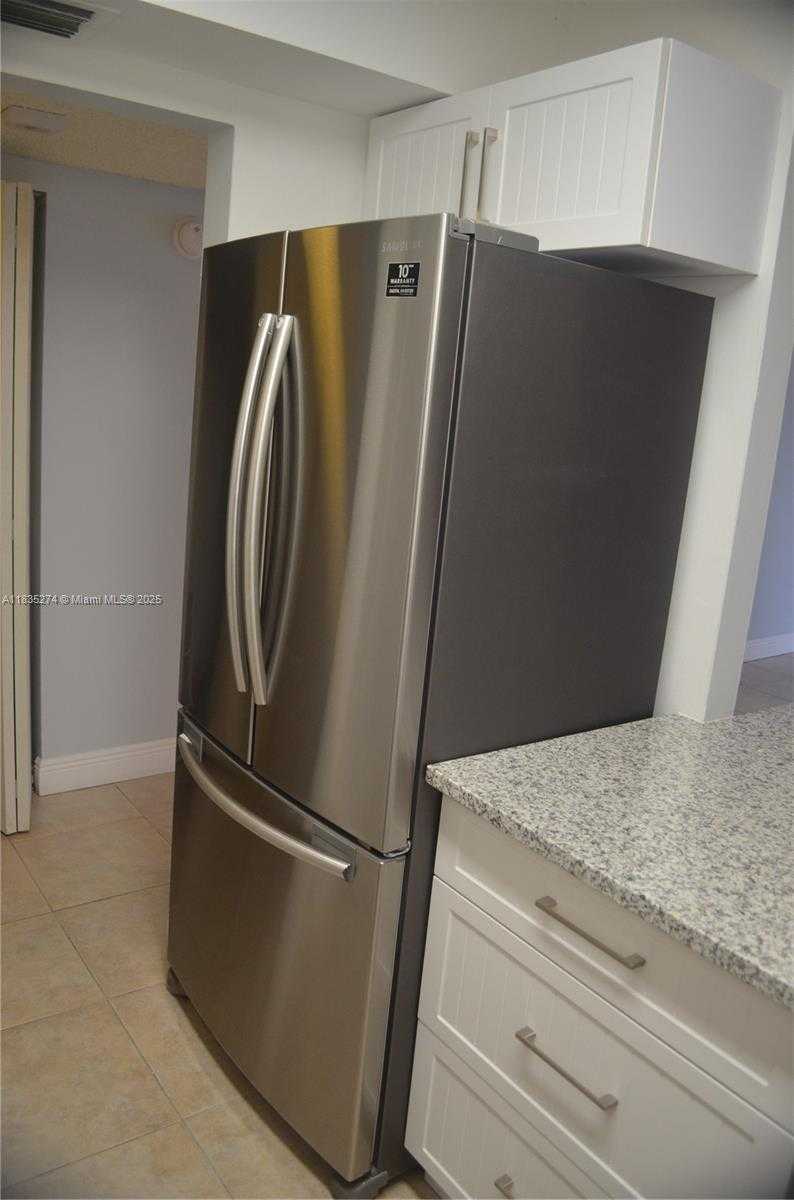 Small Image of 9301 SOUTH WEST 92ND AVE #208C, Miami Number 15
