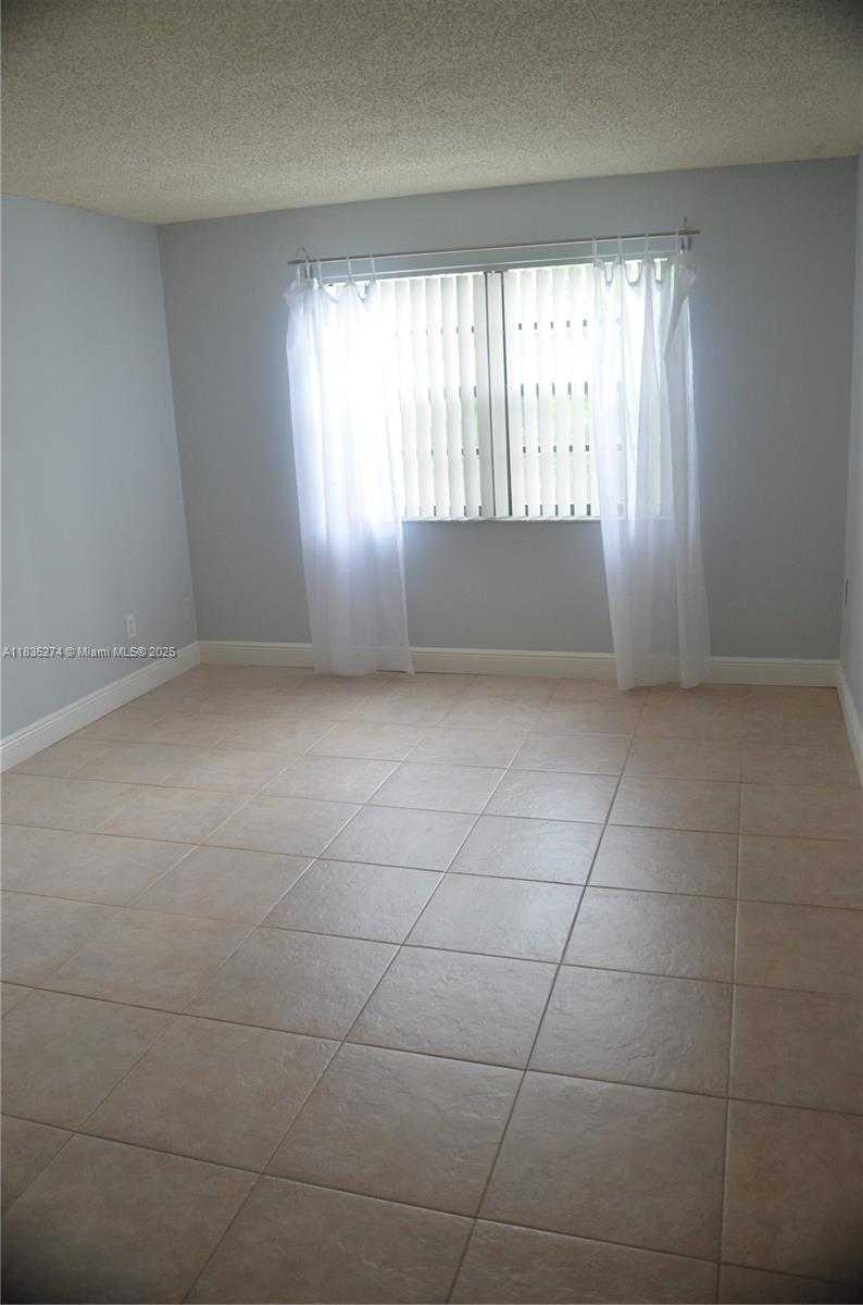 Small Image of 9301 SOUTH WEST 92ND AVE #208C, Miami Number 27