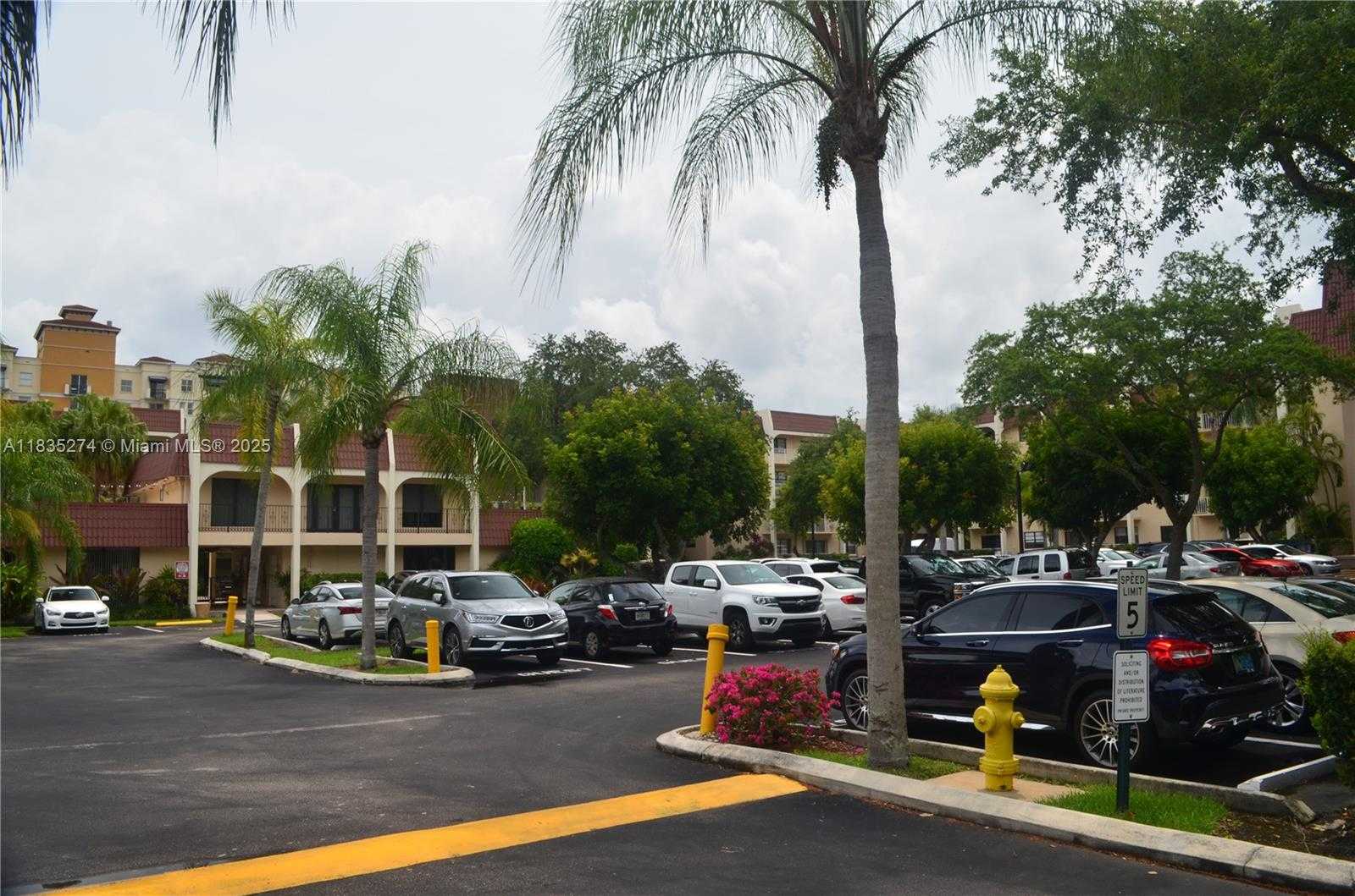 Small Image of 9301 SOUTH WEST 92ND AVE #208C, Miami Number 5
