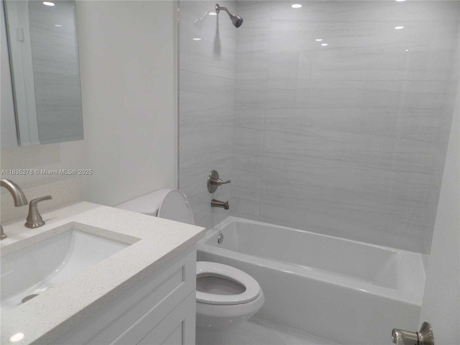 Small Image of 2154 WEST 60TH ST #12215, Hialeah Number 15