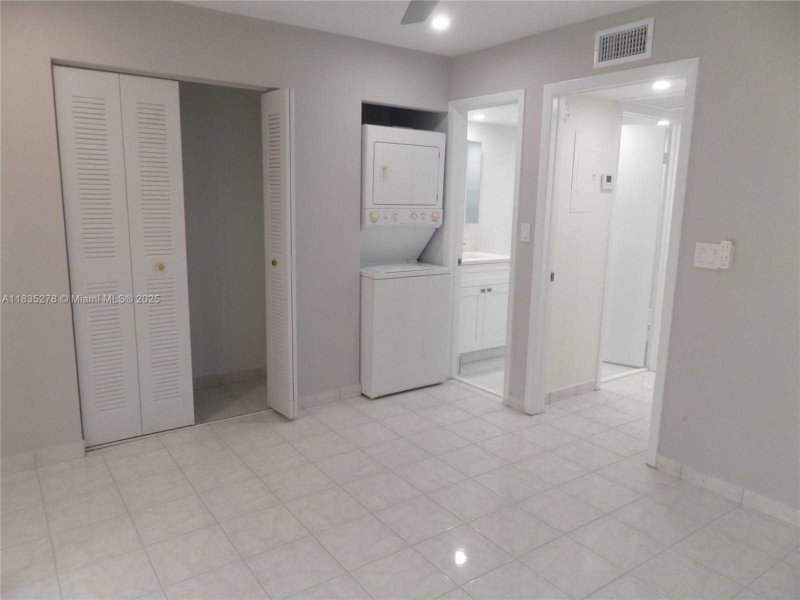 Small Image of 2154 WEST 60TH ST #12215, Hialeah Number 5