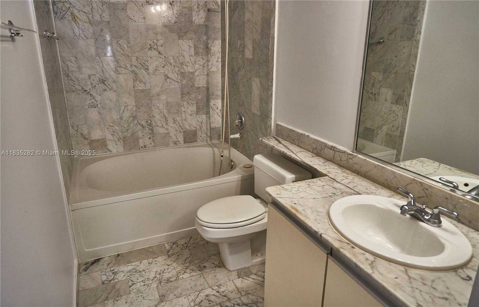 Small Image of 10042 SOUTH WEST 77TH CT, Miami Number 7