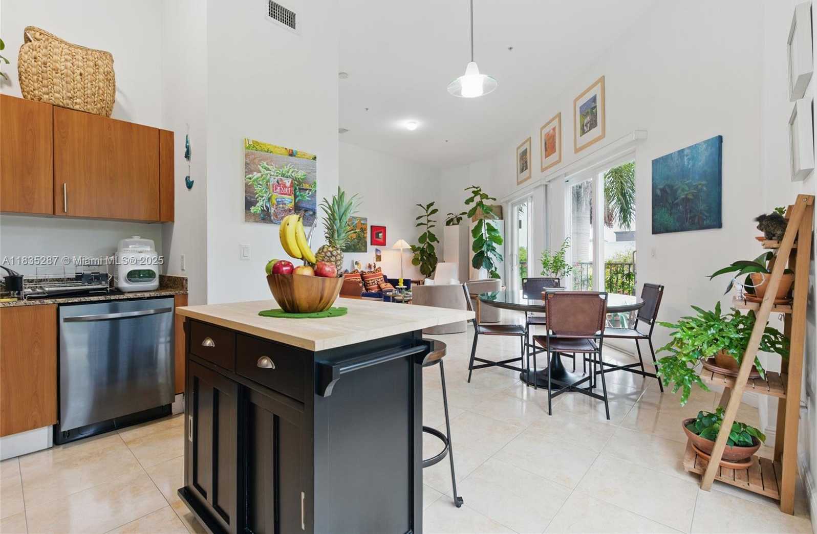 Small Image of 2701 SOUTH WEST 3RD AVE #303, Miami Number 15