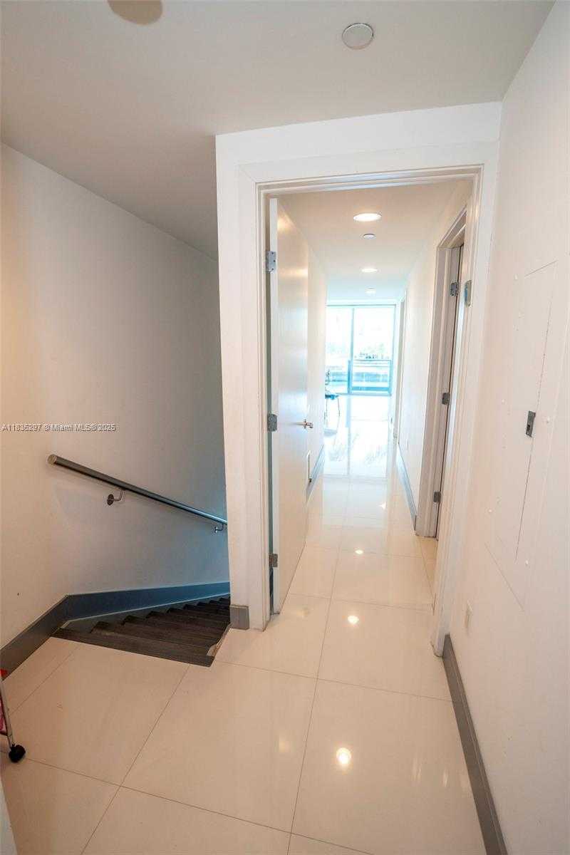 Small Image of 2950 NORTH EAST 188TH ST #107, Aventura Number 21