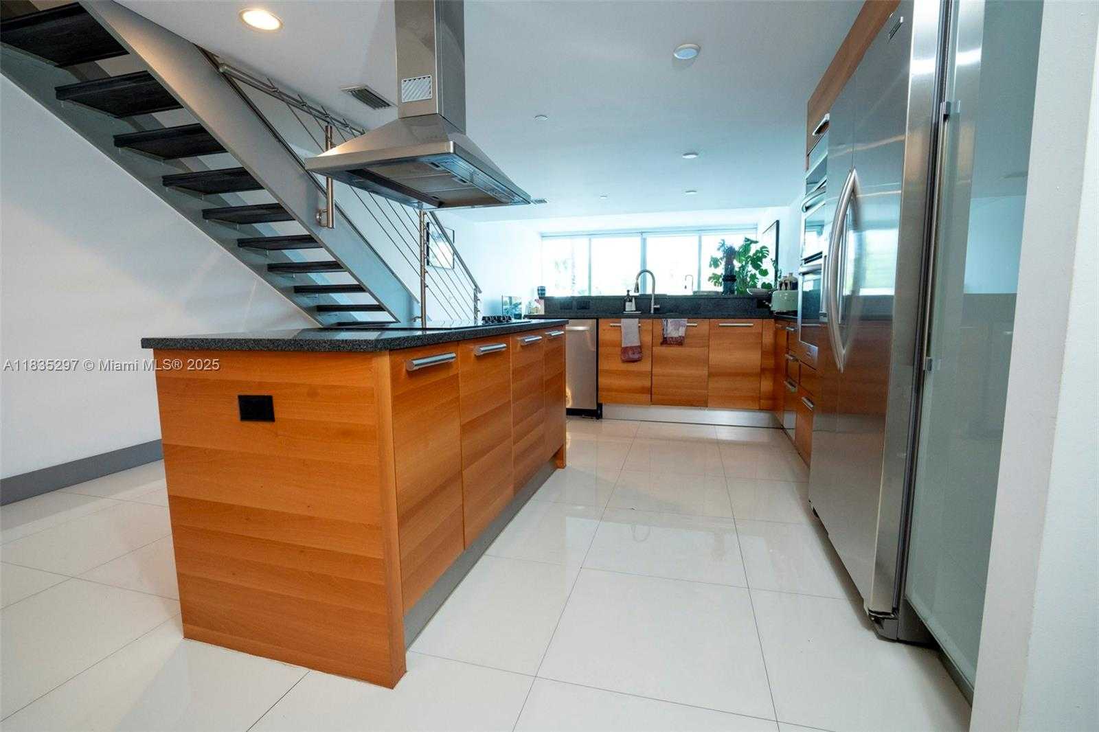 Small Image of 2950 NORTH EAST 188TH ST #107, Aventura Number 4