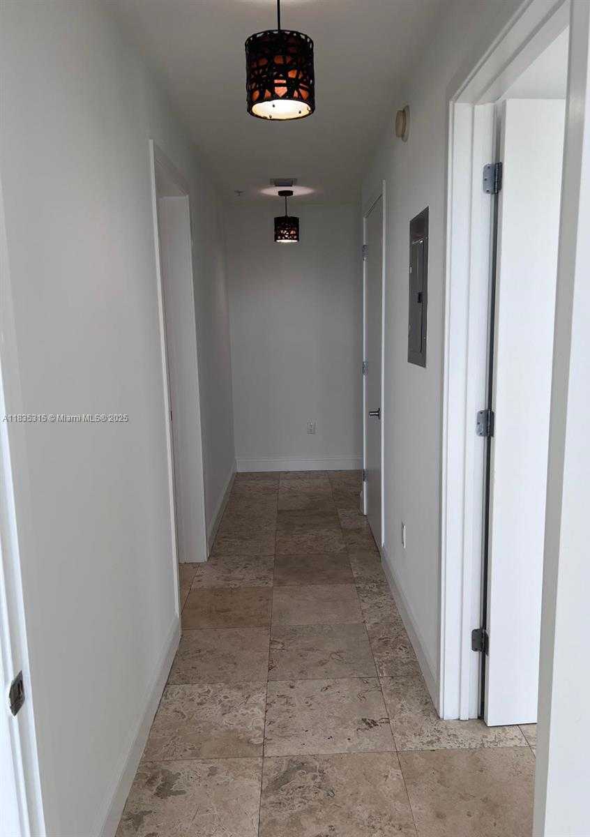 Small Image of 3301 NORTH EAST 1ST AVE #H1709, Miami Number 12