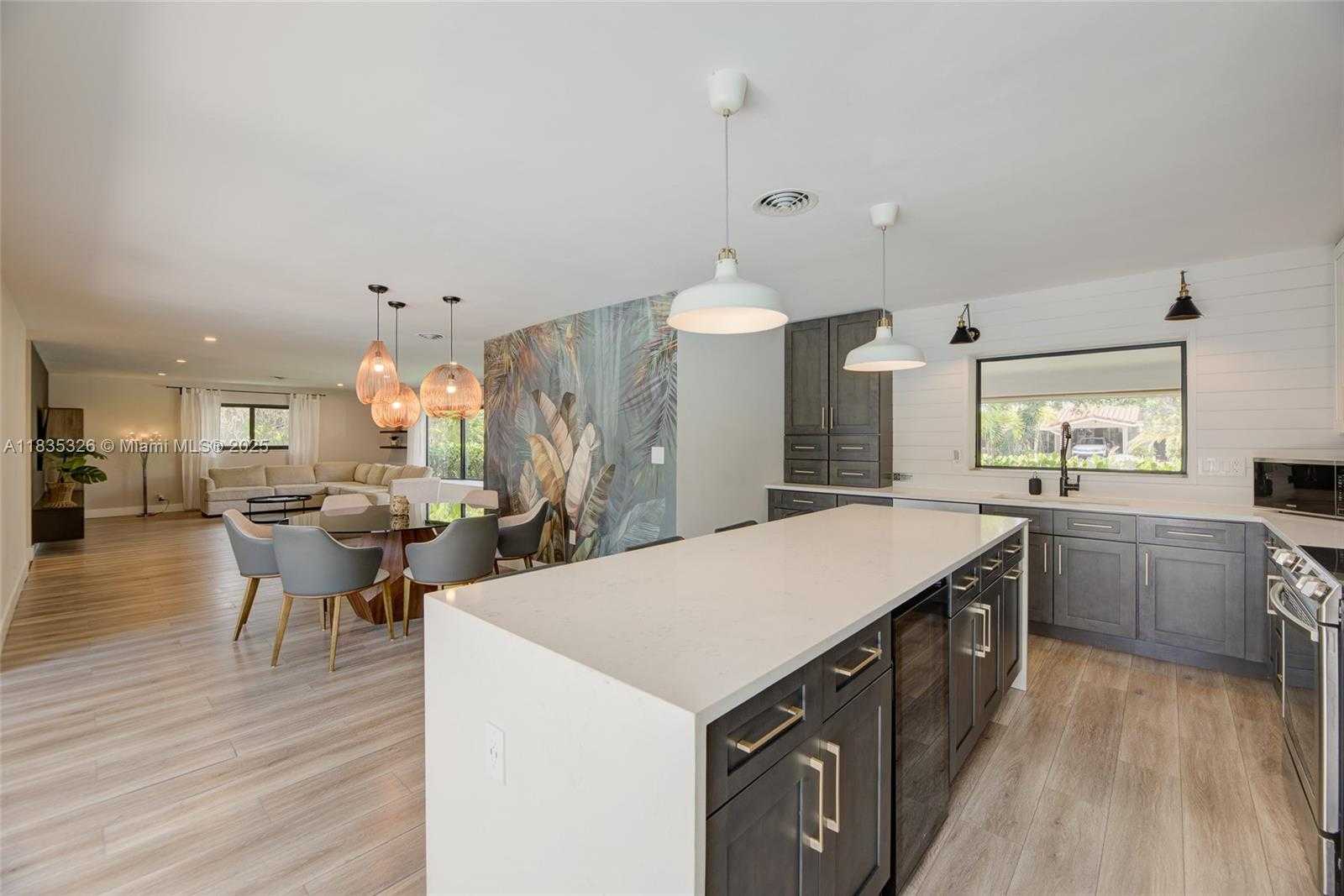 Small Image of 2117 NORTH EAST 62ND ST, Fort Lauderdale Number 17