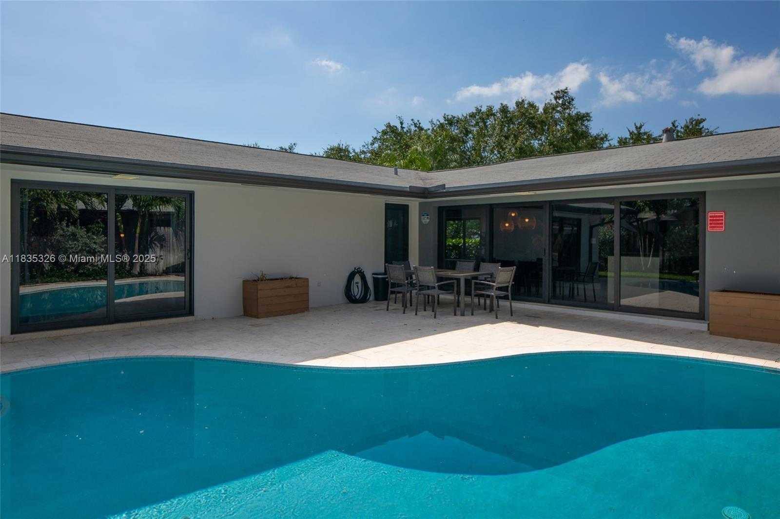 Small Image of 2117 NORTH EAST 62ND ST, Fort Lauderdale Number 38