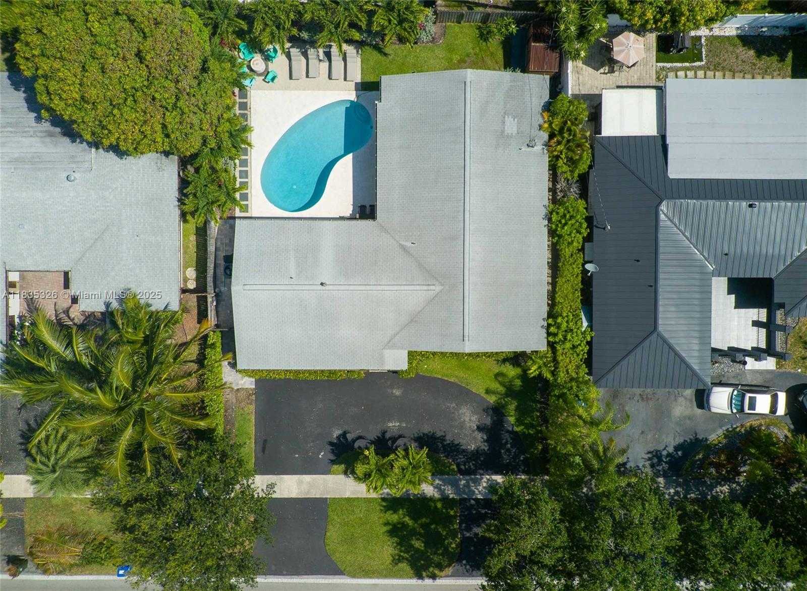 Small Image of 2117 NORTH EAST 62ND ST, Fort Lauderdale Number 47