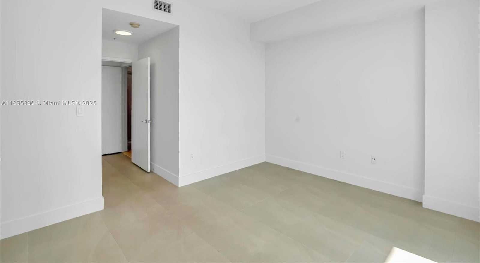 Small Image of 79 SOUTH WEST 12TH ST #2302-S, Miami Number 19