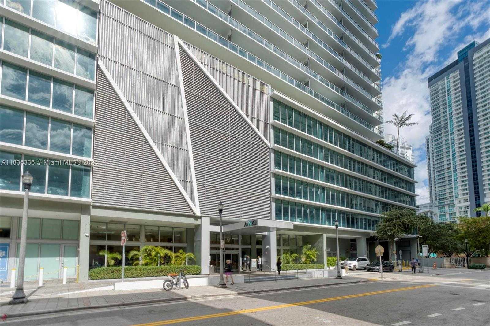 Small Image of 79 SOUTH WEST 12TH ST #2302-S, Miami Number 33