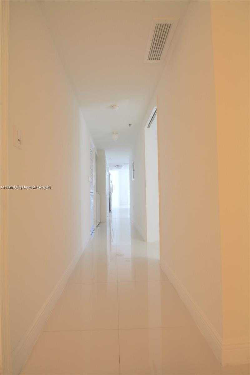 Small Image of 6362 COLLINS AVE #301, Miami Beach Number 13