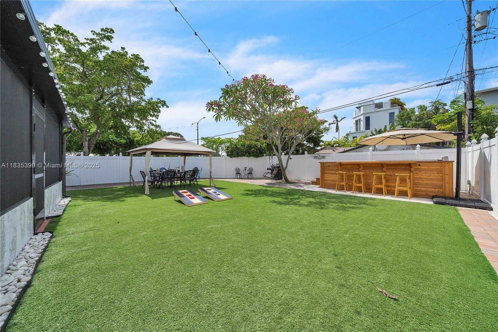 Small Image of 1020 SOUTH WEST 4TH AVE #N/A, Fort Lauderdale Number 21
