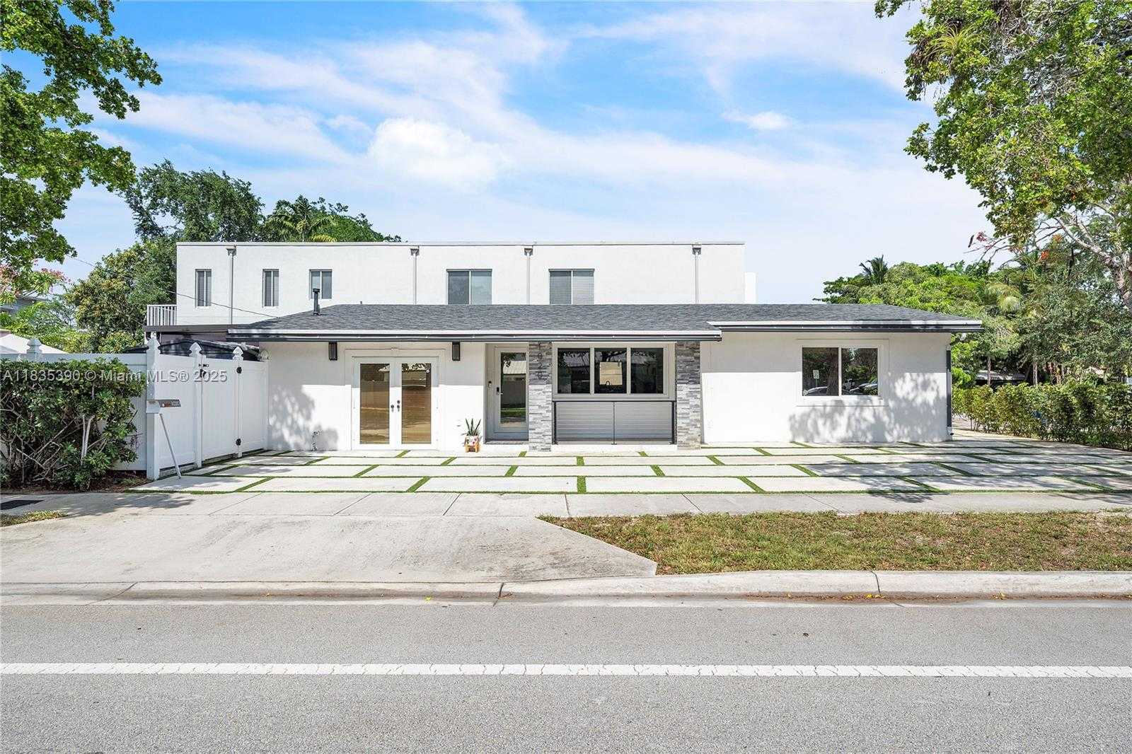 Small Image of 1020 SOUTH WEST 4TH AVE #N/A, Fort Lauderdale Number 27