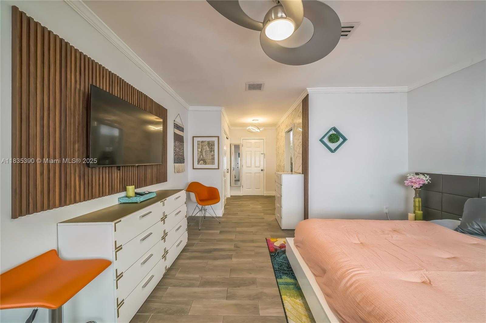 Small Image of 1020 SOUTH WEST 4TH AVE #N/A, Fort Lauderdale Number 9