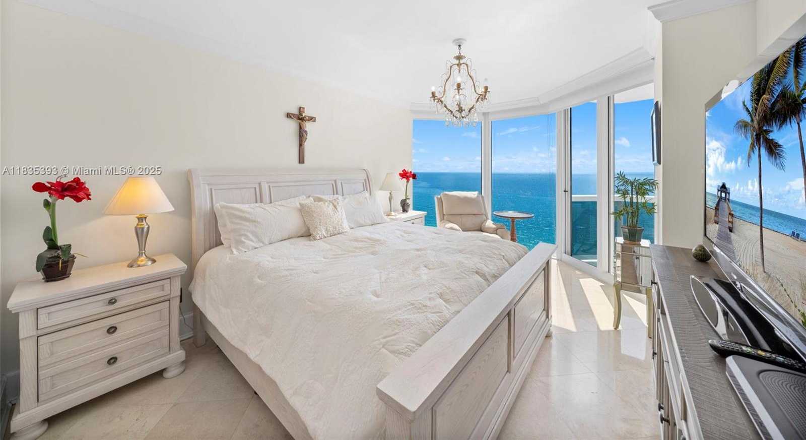 Small Image of 4779 COLLINS AVE #2203, Miami Beach Number 10