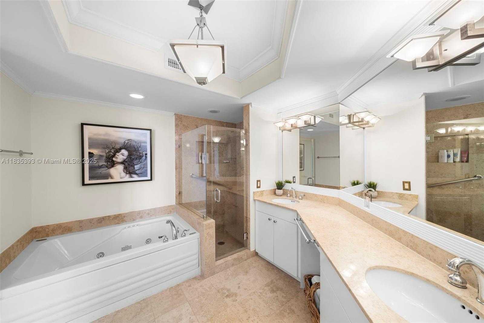 Small Image of 4779 COLLINS AVE #2203, Miami Beach Number 12