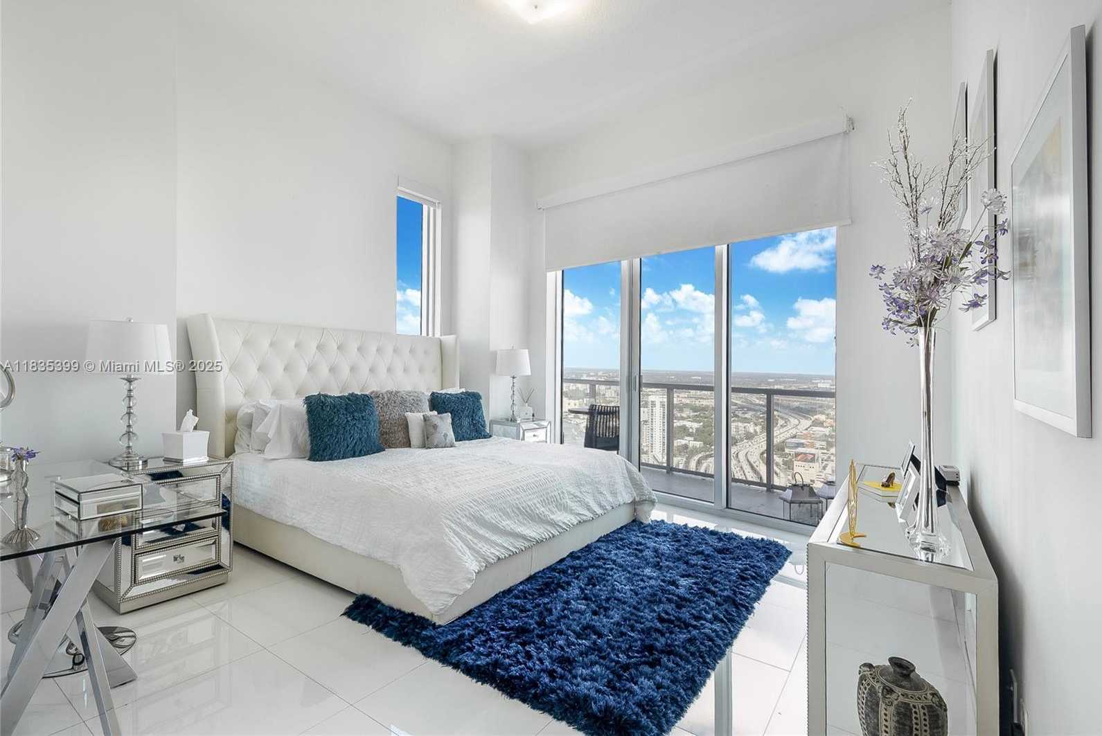 Small Image of 185 SOUTH WEST 7TH ST #4401, Miami Number 7