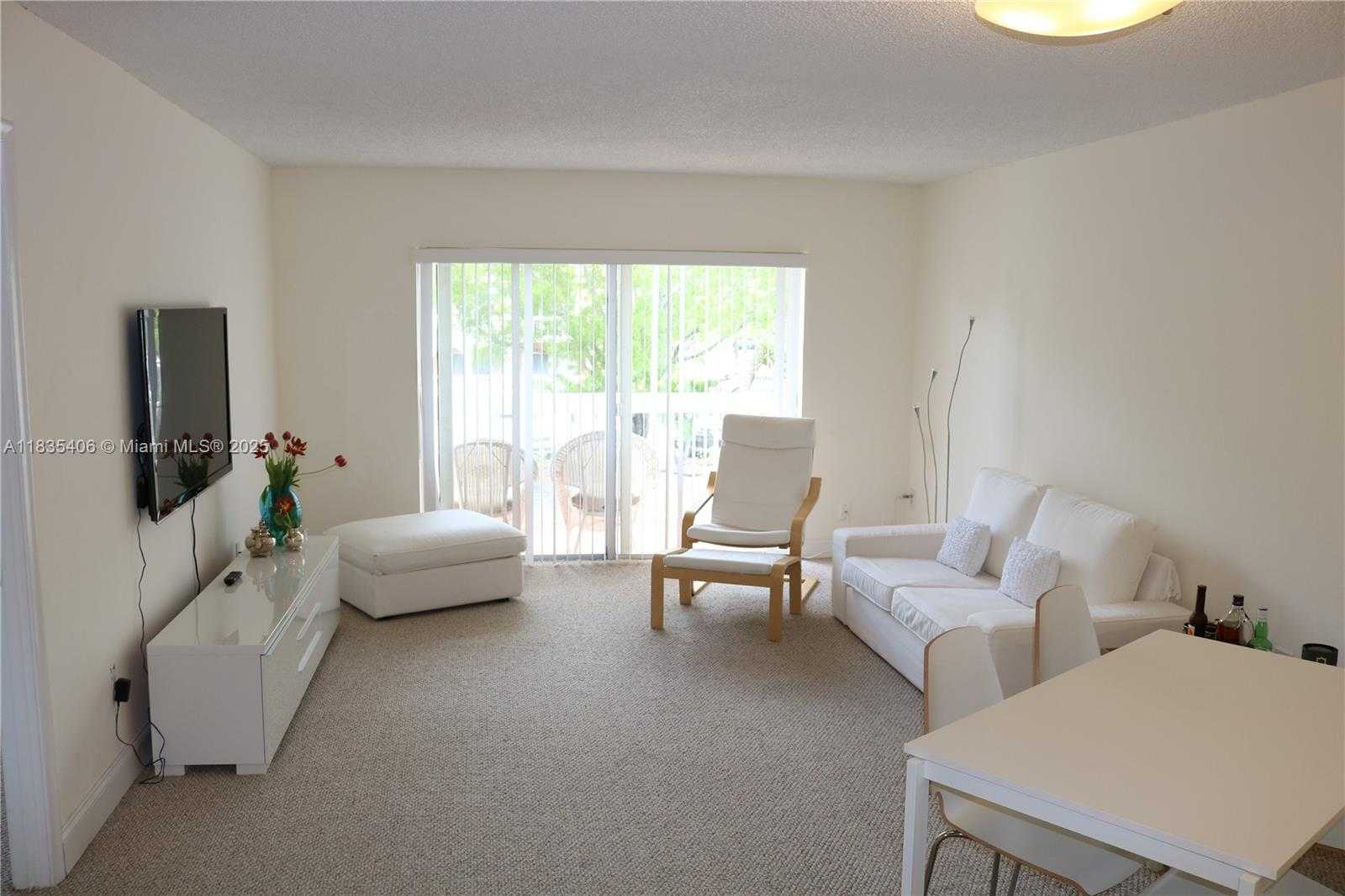 Small Image of 7800 CAMINO REAL #H-209, Miami Number 5
