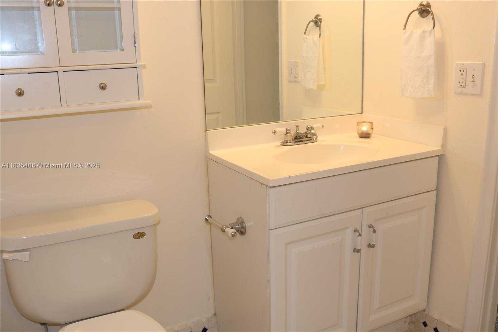 Small Image of 7800 CAMINO REAL #H-209, Miami Number 8