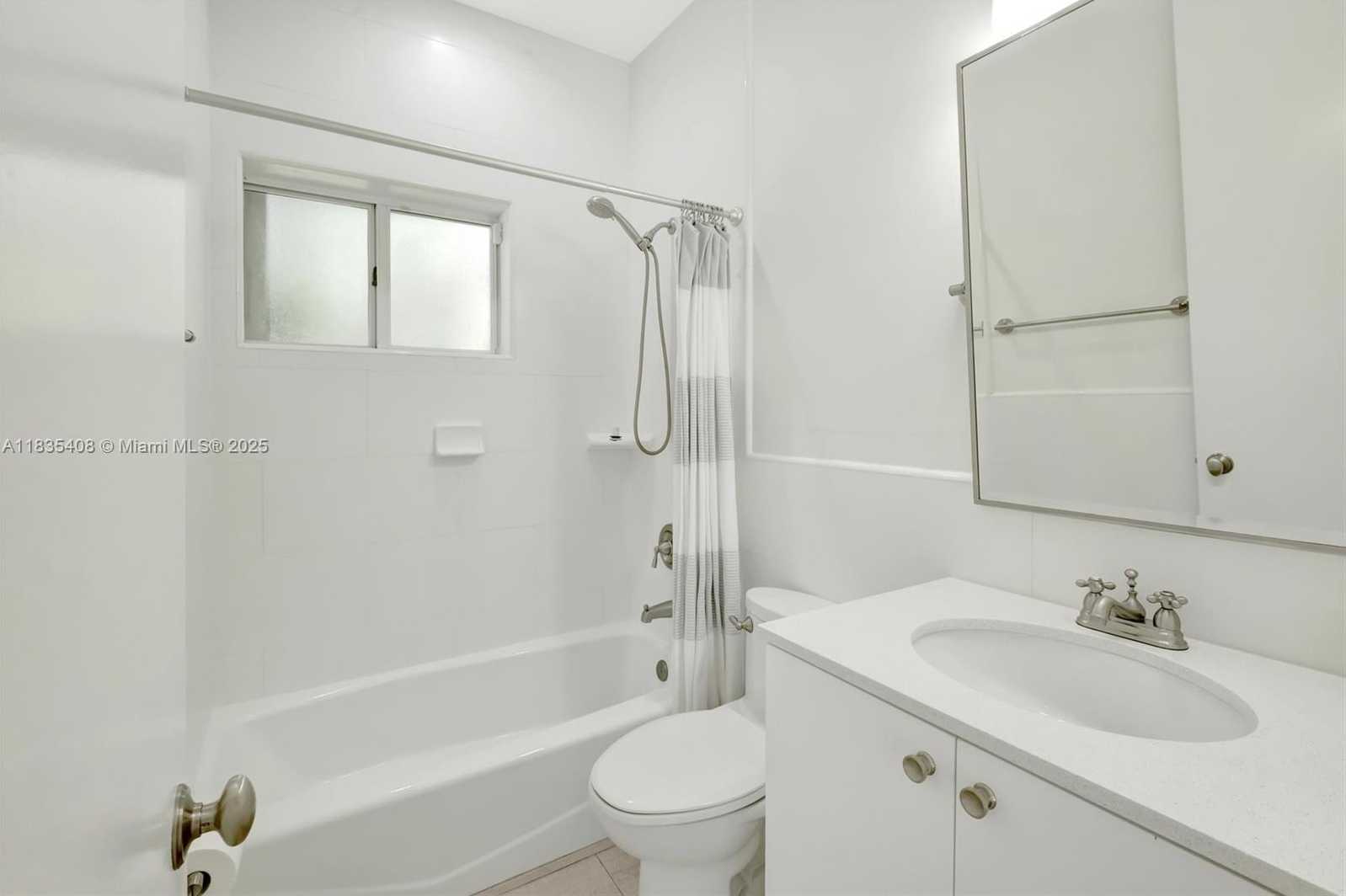 Small Image of 5765 SOUTH WEST 84TH ST, South Miami Number 20