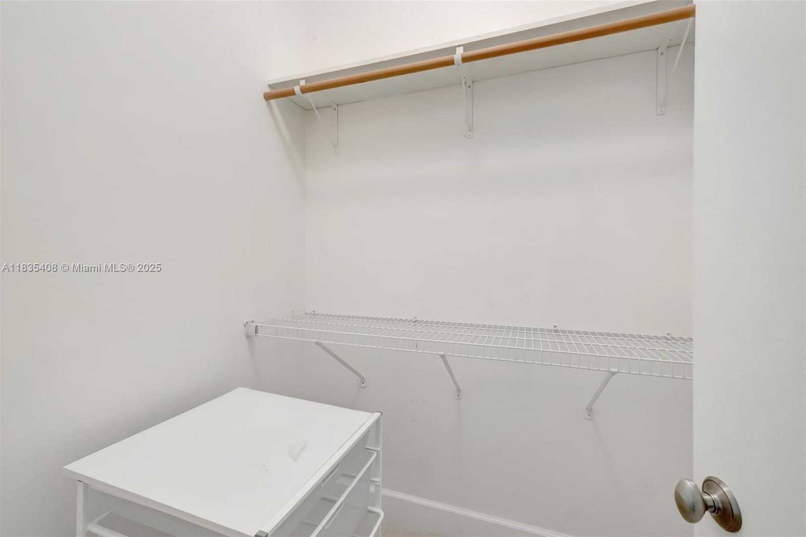 Small Image of 5765 SOUTH WEST 84TH ST, South Miami Number 25