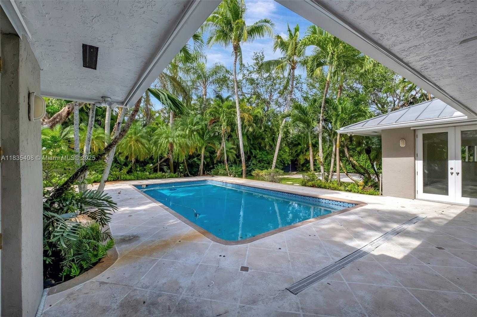 Small Image of 5765 SOUTH WEST 84TH ST, South Miami Number 31