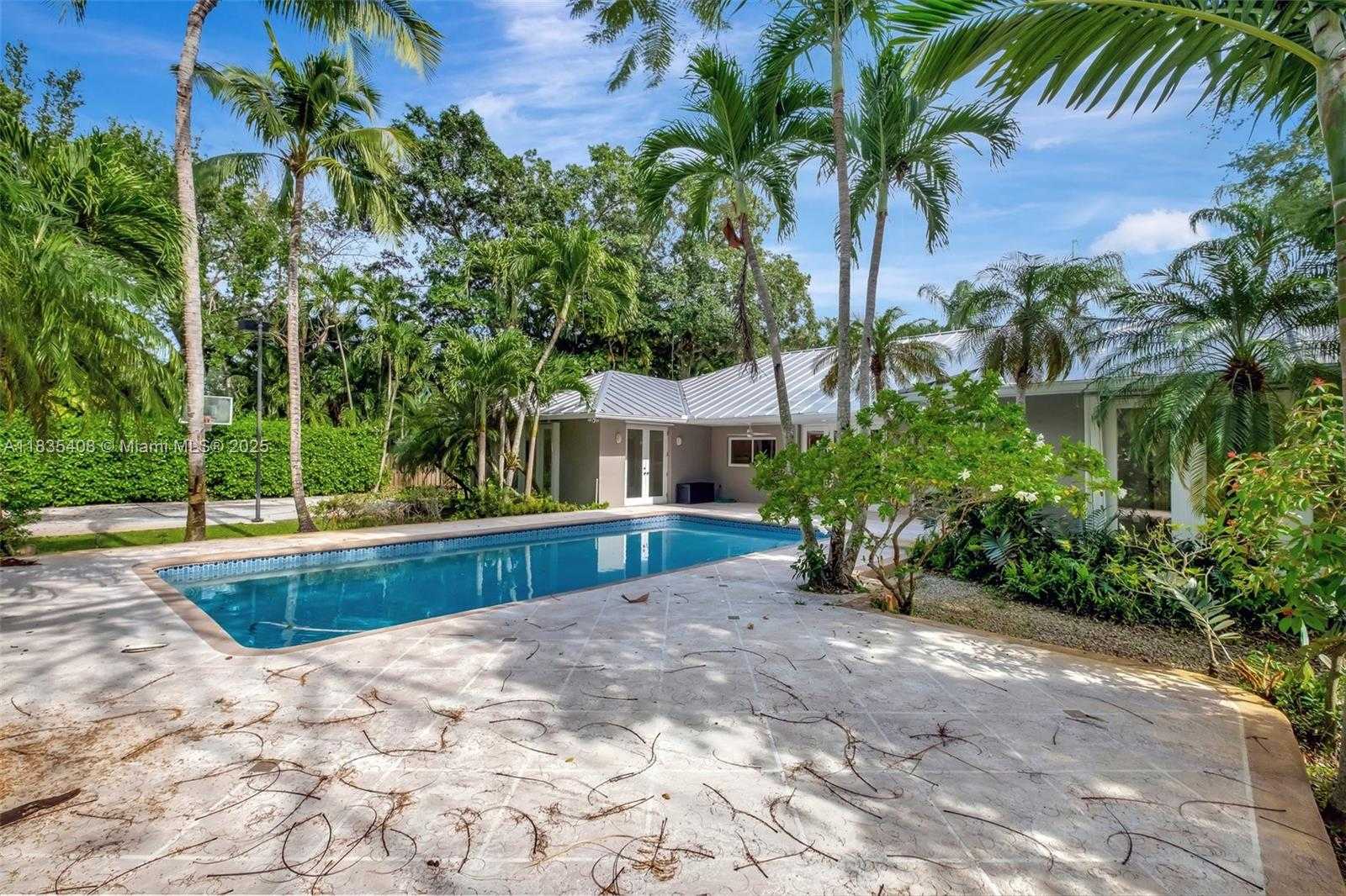 Small Image of 5765 SOUTH WEST 84TH ST, South Miami Number 32