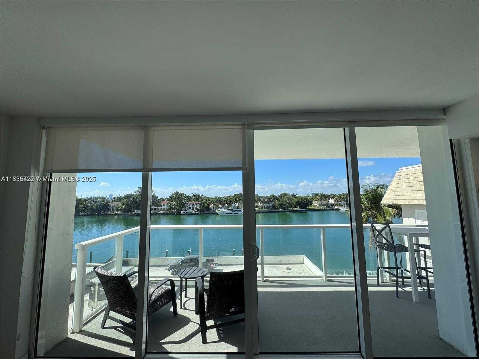 Small Image of 5750 COLLINS AVE #4F, Miami Beach Number 32