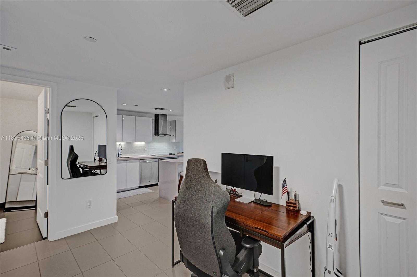 Small Image of 1600 NORTH EAST 1ST AVE #1105, Miami Number 11