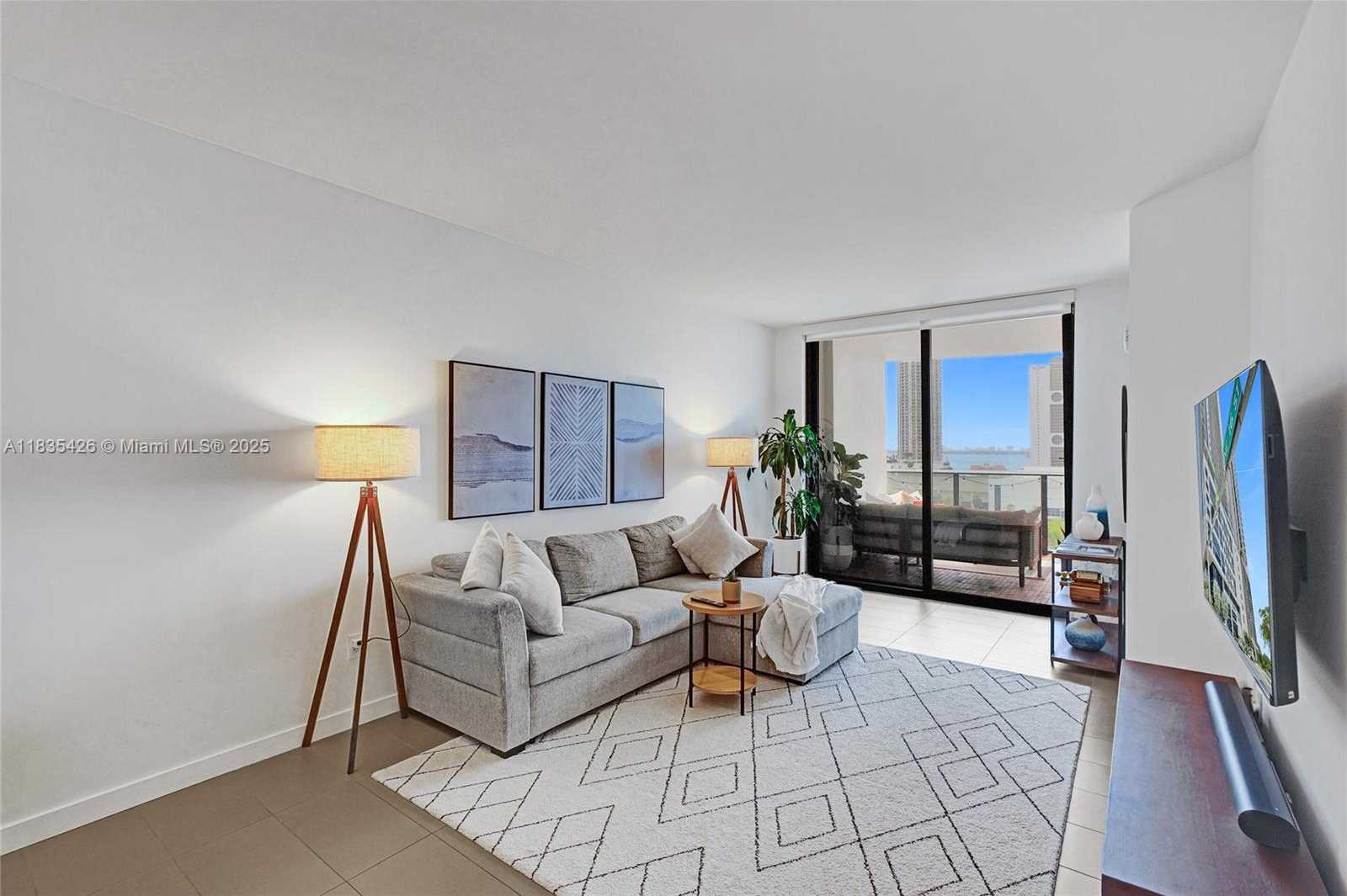 Small Image of 1600 NORTH EAST 1ST AVE #1105, Miami Number 3