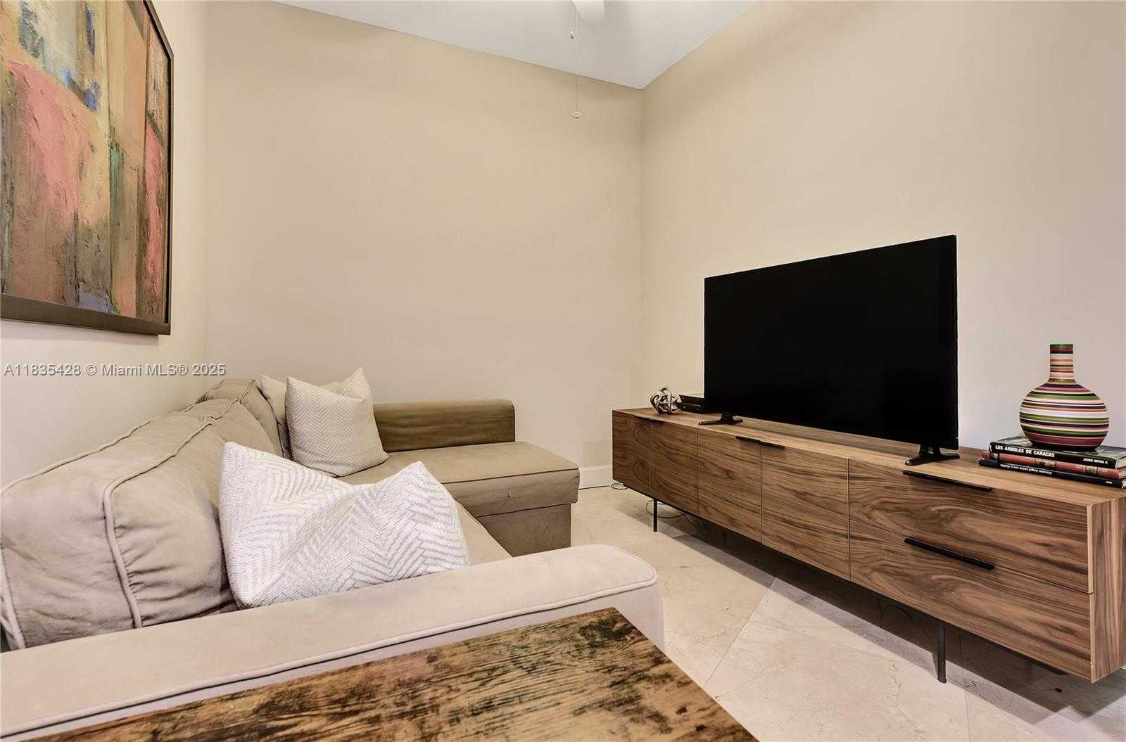 Small Image of 3030 NORTH EAST 188TH ST #603, Aventura Number 17