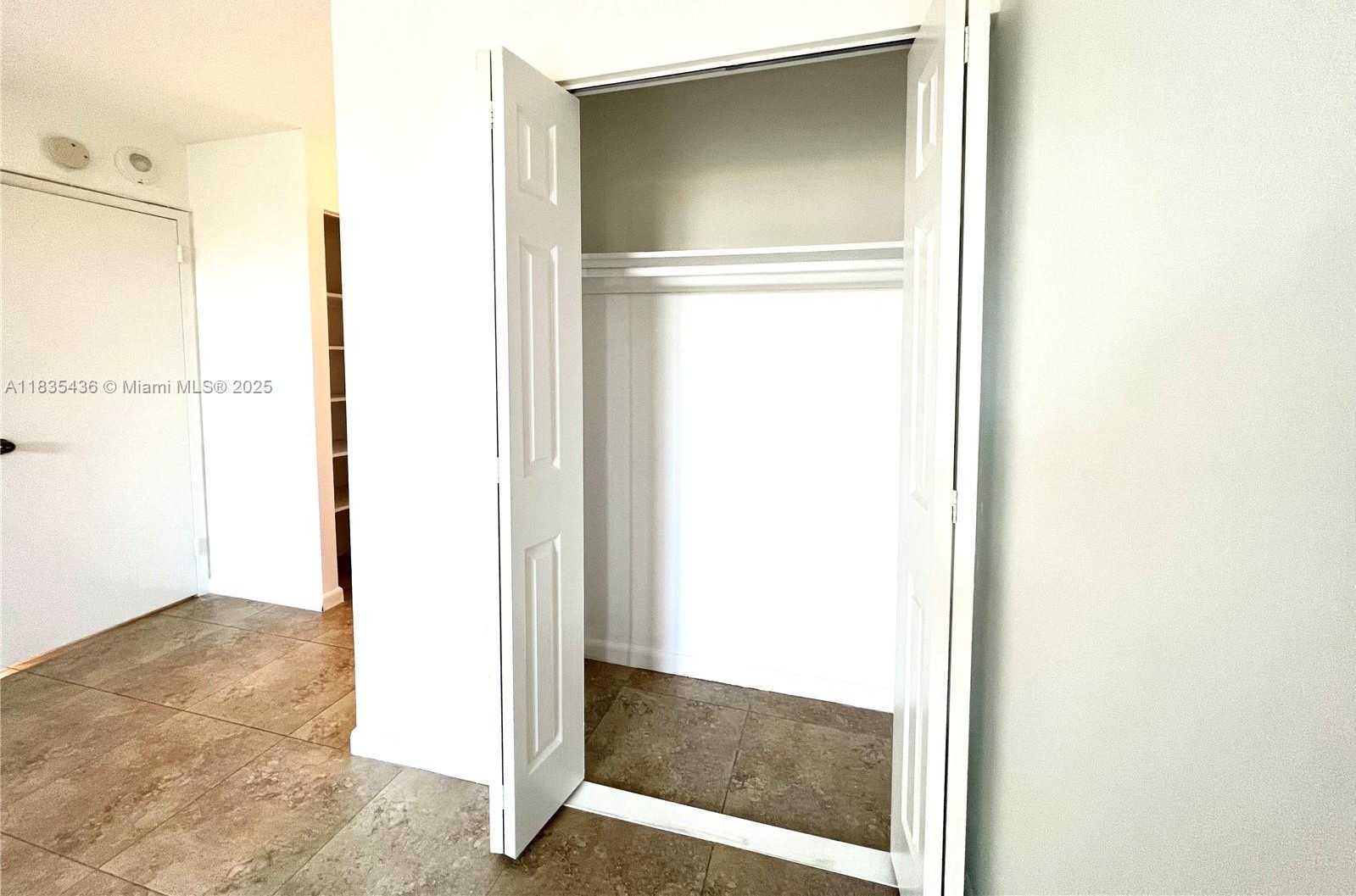 Small Image of 230 174TH ST #M01, Sunny Isles Beach Number 16