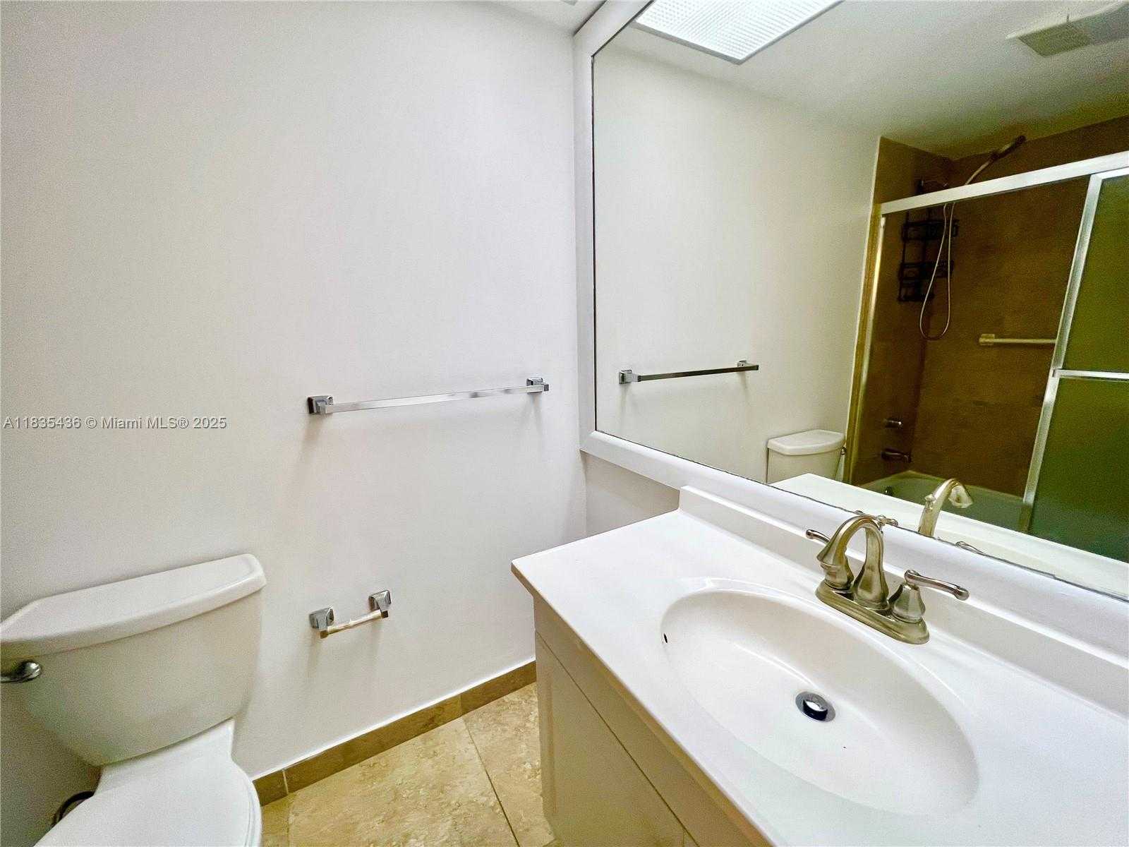 Small Image of 230 174TH ST #M01, Sunny Isles Beach Number 17
